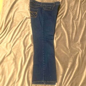 Chico’s Platnium Ultimate Fit Boot Leg Jeans